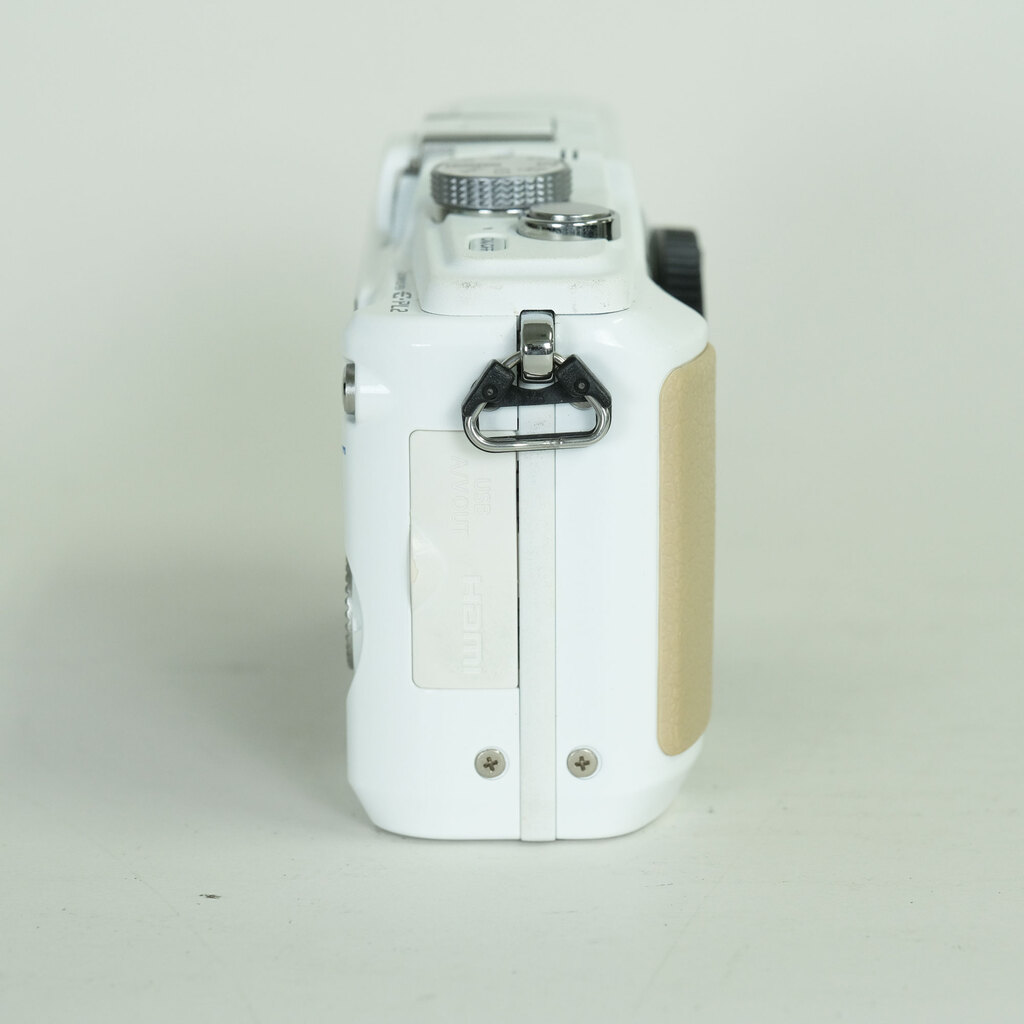 OLYMPUS PEN Lite E-PL2 ボディ ホワイト