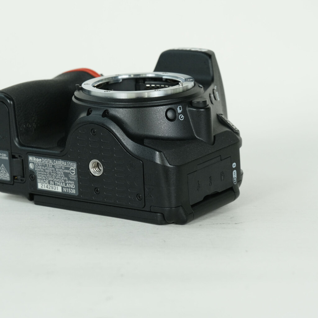 Nikon D5600