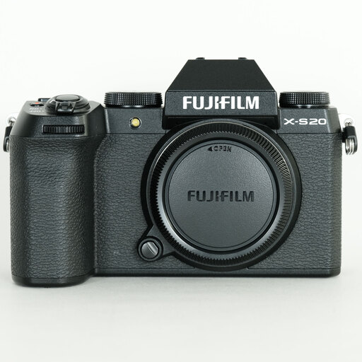 FUJIFILM X-S20