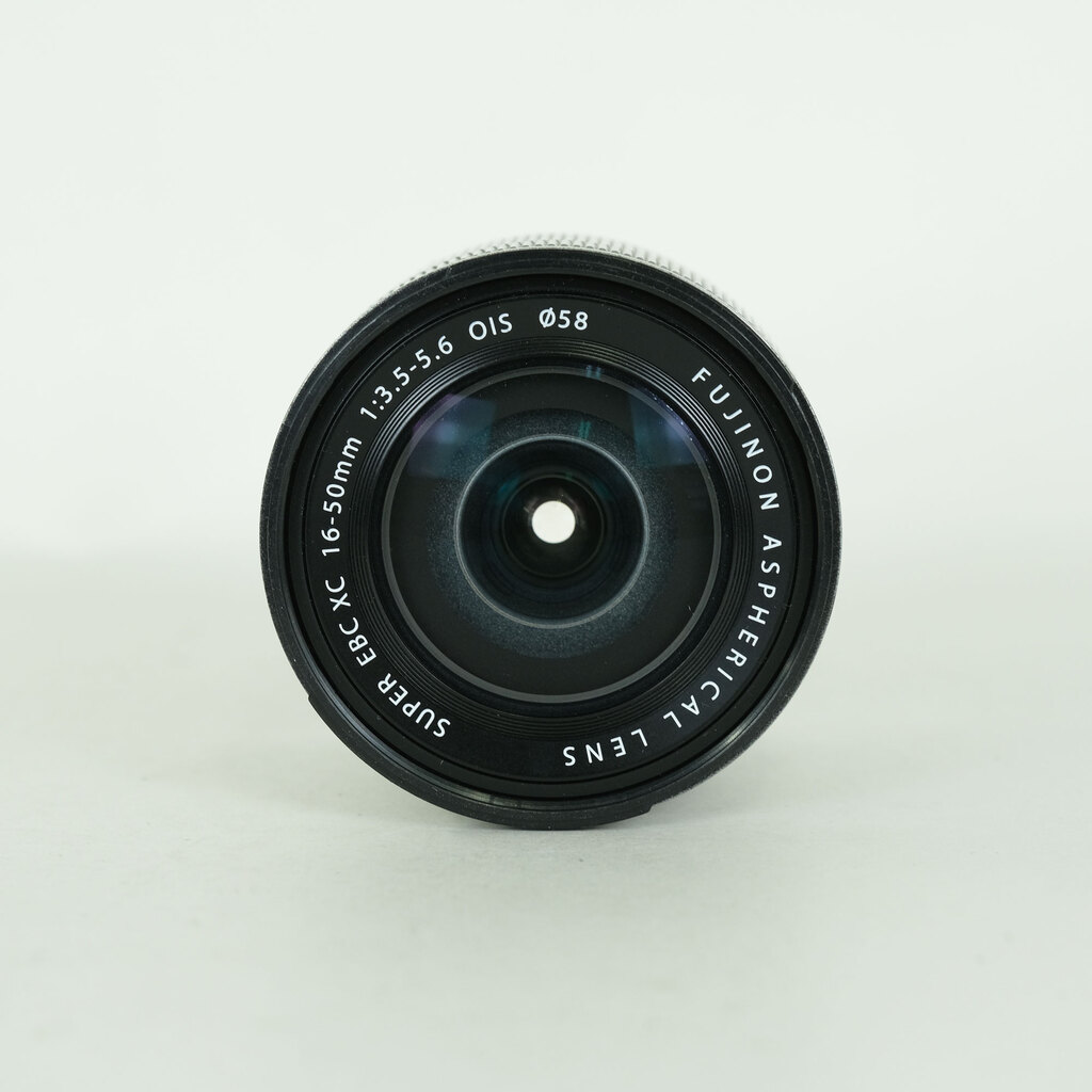 FUJIFILM フジノン XC16-50mm F3.5-5.6 OIS シルバー