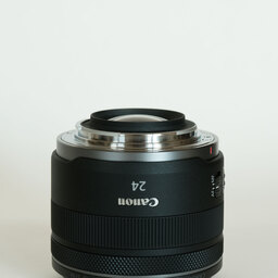 Canon RF24mm F1.8 MACRO IS STM