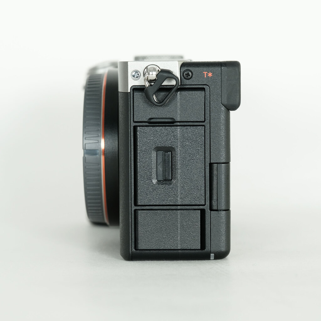 SONY α7C II(ILCE-7CM2) SONY α7C II(ILCE-7CM2)