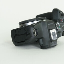 Canon EOS R7 Canon EOS R7