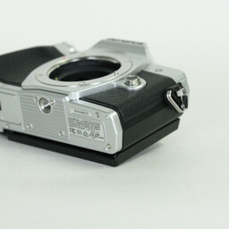 OLYMPUS OM-D E-M10 Mark III