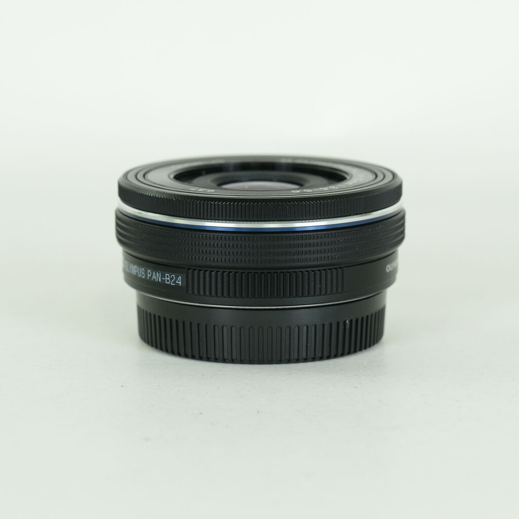 OLYMPUS M.ZUIKO DIGITAL ED 14-42mm F3.5-5.6 EZ ブラック