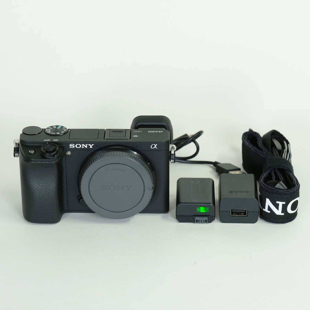 SONY α6300(ILCE-6300) SONY α6300(ILCE-6300)