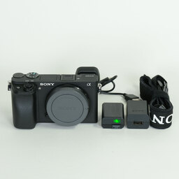 SONY α6300(ILCE-6300) SONY α6300(ILCE-6300)