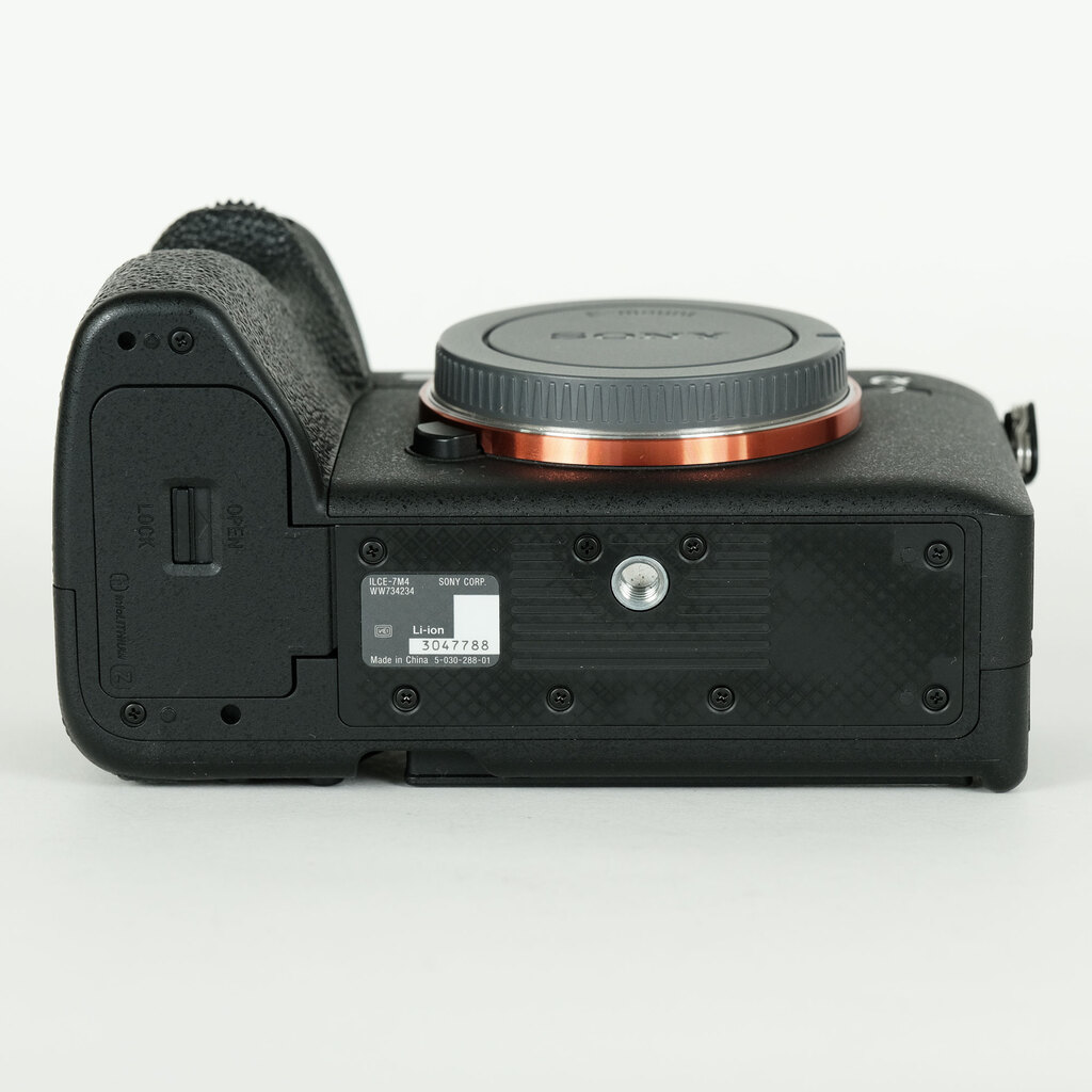 SONY α7 IV(ILCE-7M4) SONY α7 IV(ILCE-7M4)