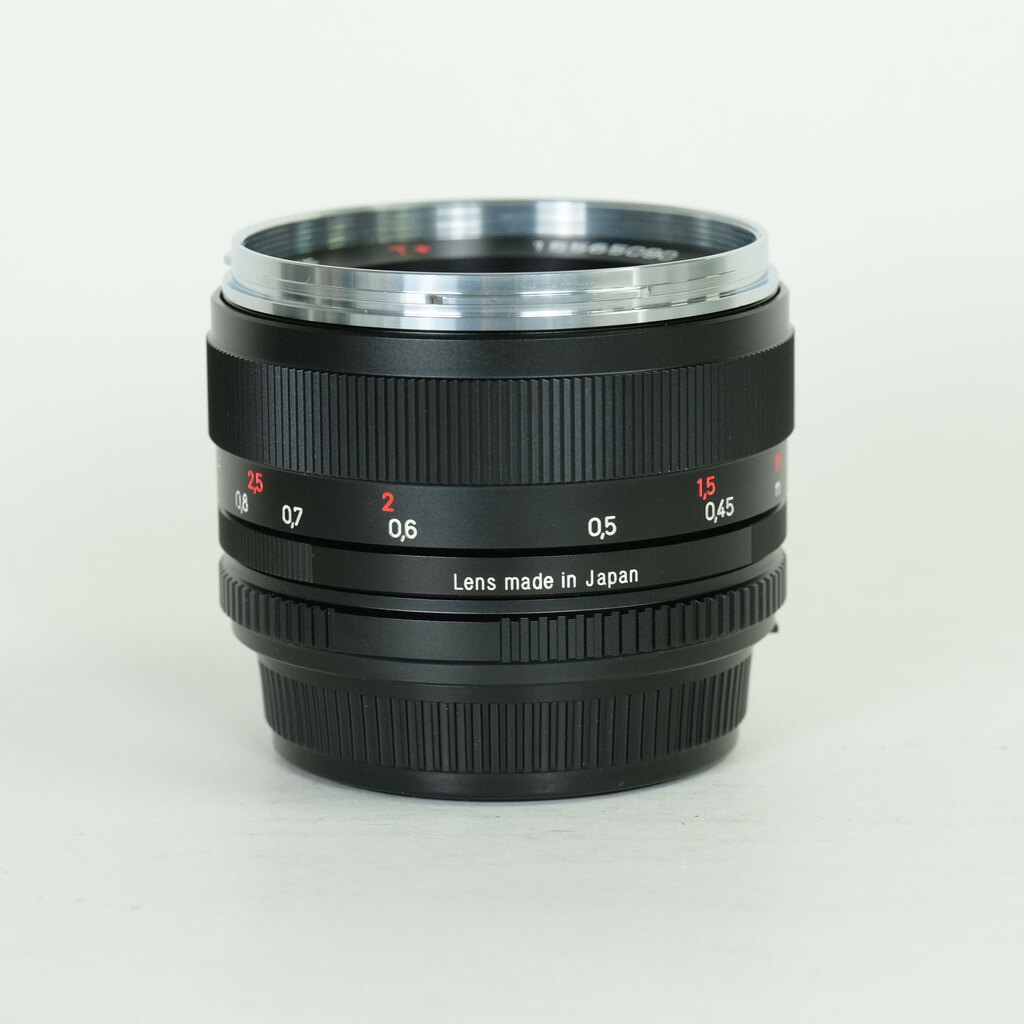 Carl Zeiss Planar T* 50mm F1.4 ZF [ニコンF用]