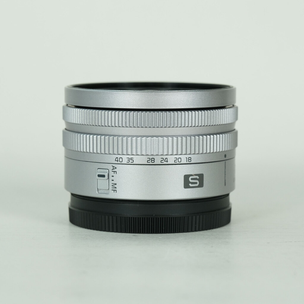 1/4まで　最終値下げ【未使用品】LUMIX S 18-40mm Panasonic LUMIX S 18-40mm F4.5-6.3の出品 | ONE SCENE（ワンシーン）