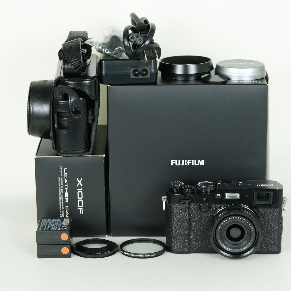 FUJIFILM X100F ブラック FUJIFILM X100F ブラック