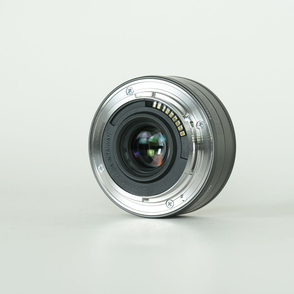 Canon EF-M22mm F2 STM Canon EF-M22mm F2 STM