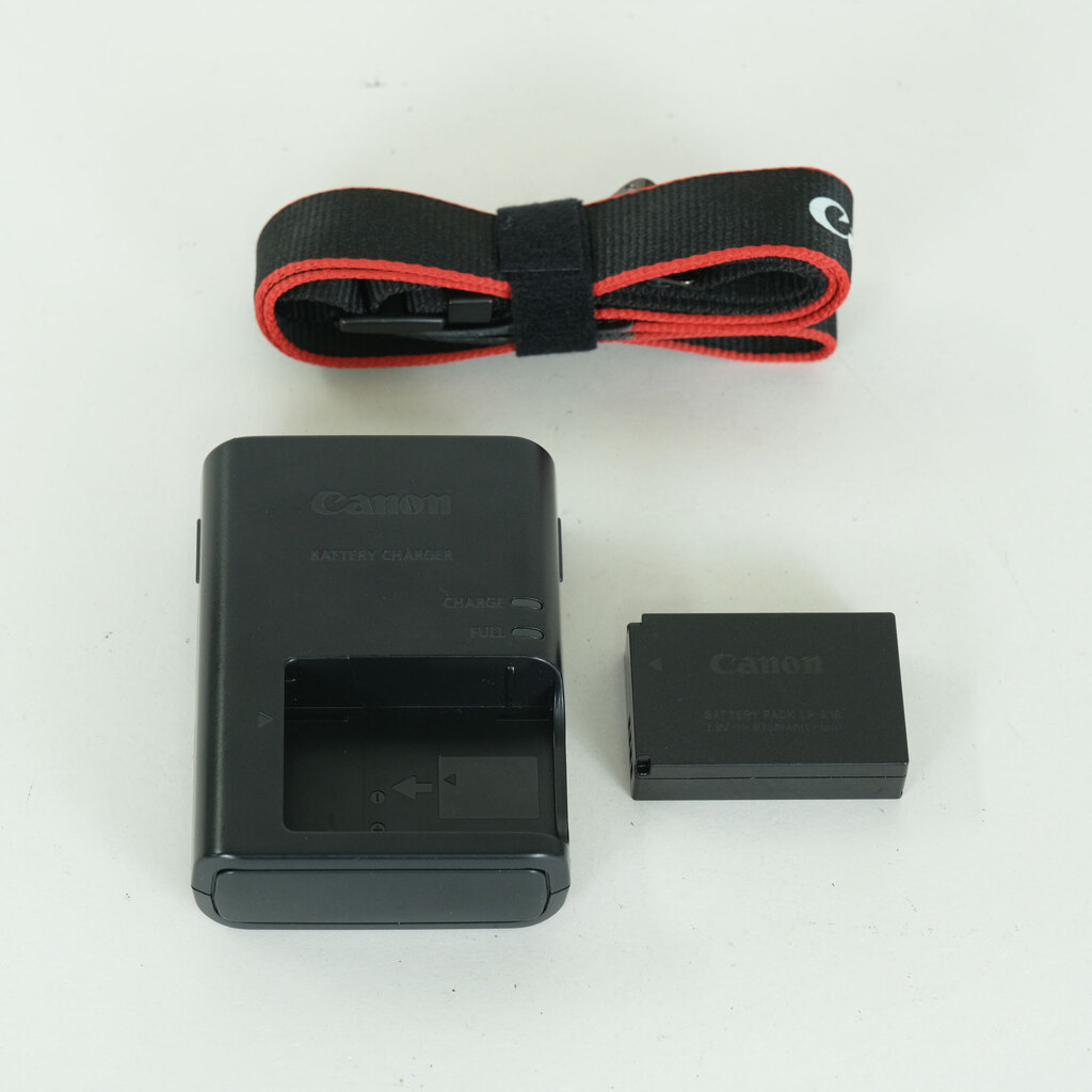 Canon EOS M ボディ ホワイト