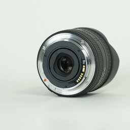 SIGMA 15mm F2.8EX DG DIAGONAL FISHEYE (キヤノンEF用) SIGMA 15mm F2.8EX DG DIAGONAL FISHEYE (キヤノンEF用)