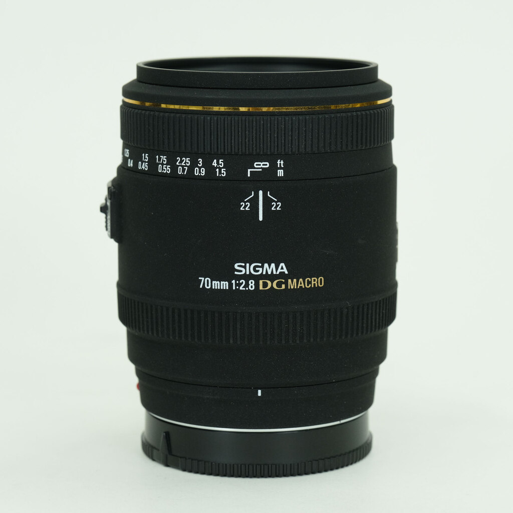 SIGMA 70mm F2.8 EX DG MACRO [ソニーA用]