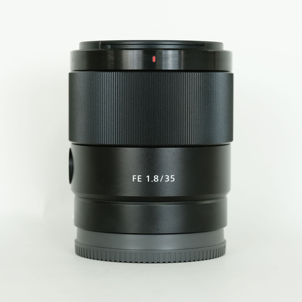 SONY FE 35mm F1.8 SEL35F18F SONY FE 35mm F1.8 SEL35F18F