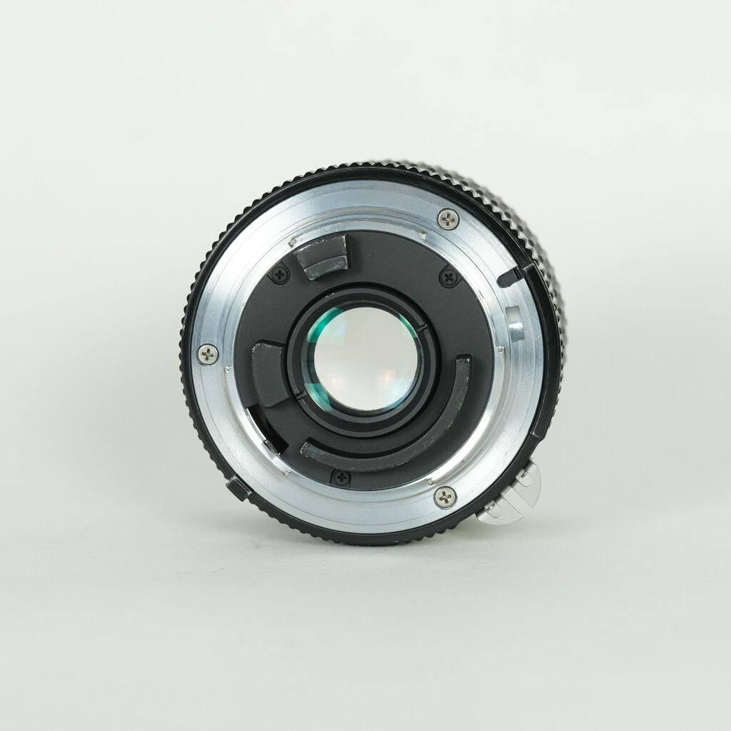 Nikon Ai Nikkor 28mm F2.8Sの出品 | ONE SCENE（ワンシーン）