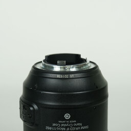 Nikon AF-S VR Micro-Nikkor 105mm f/2.8G IF-ED Nikon AF-S VR Micro-Nikkor 105mm f/2.8G IF-ED
