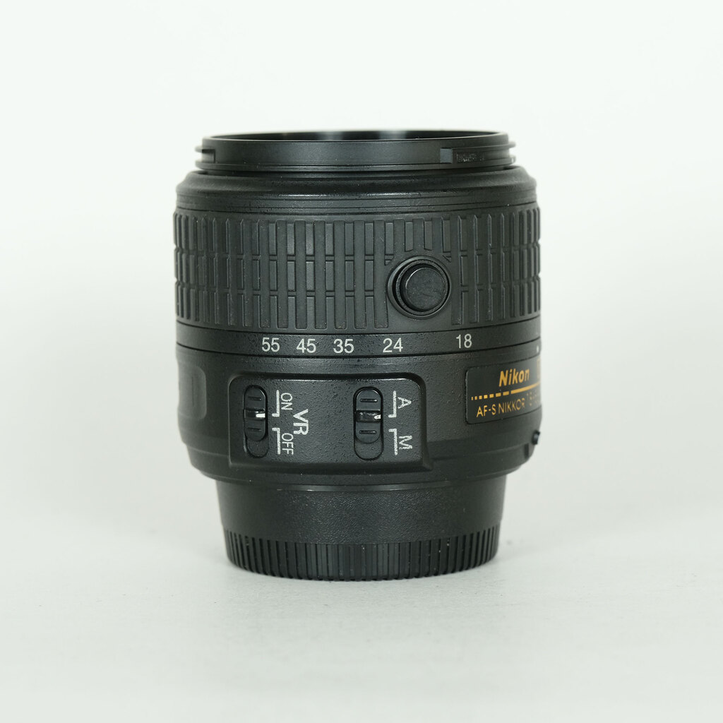 Nikon AF-S DX NIKKOR 18-55mm f3.5-5.6G VR II