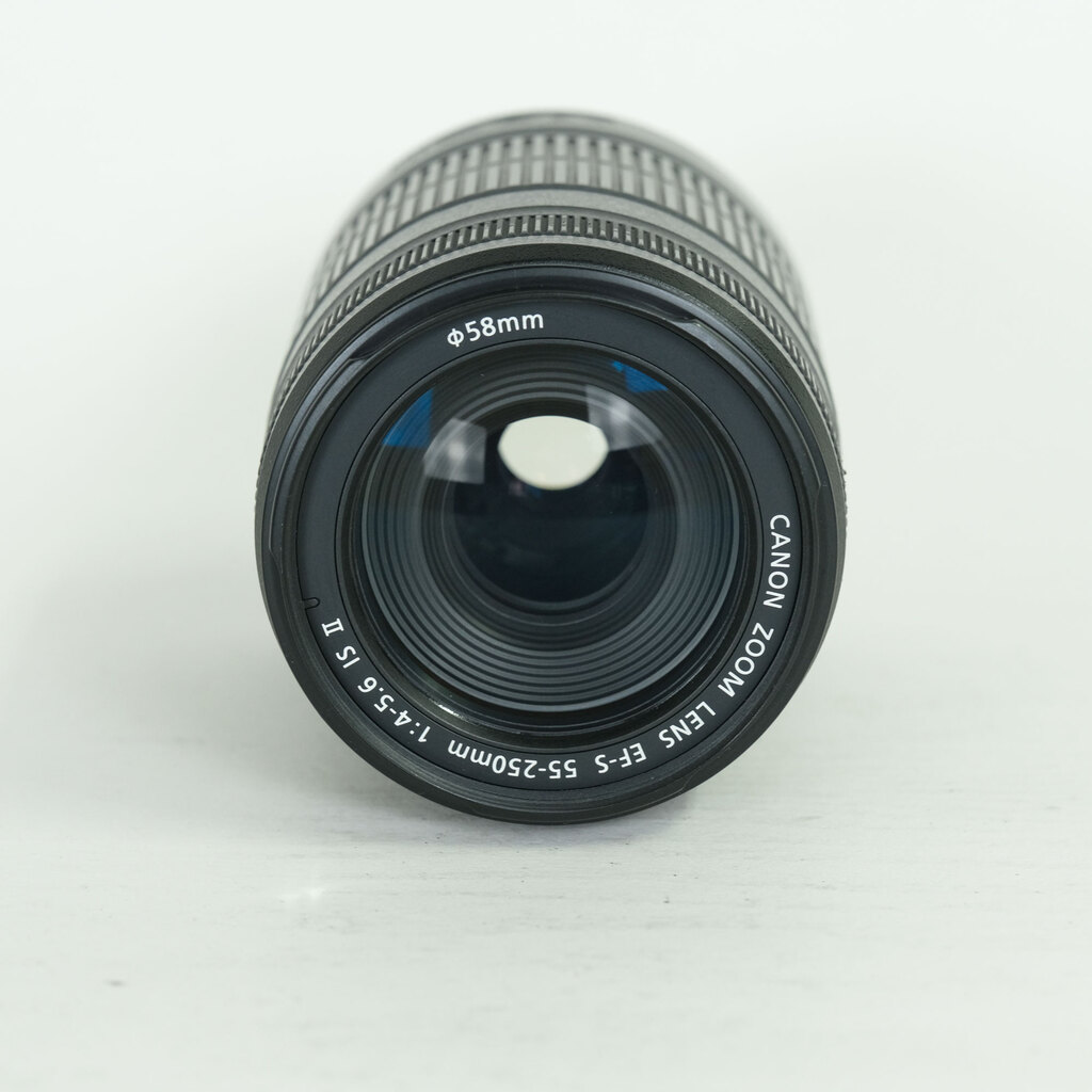 Canon EF-S55-250mm F4-5.6 IS II Canon EF-S55-250mm F4-5.6 IS II