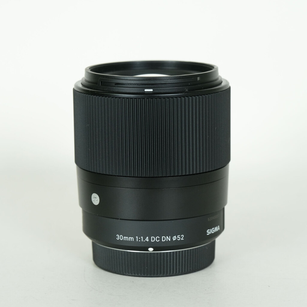 SIGMA 30mm F1.4 DC DN｜Contemporary [マイクロフォーサーズ用]