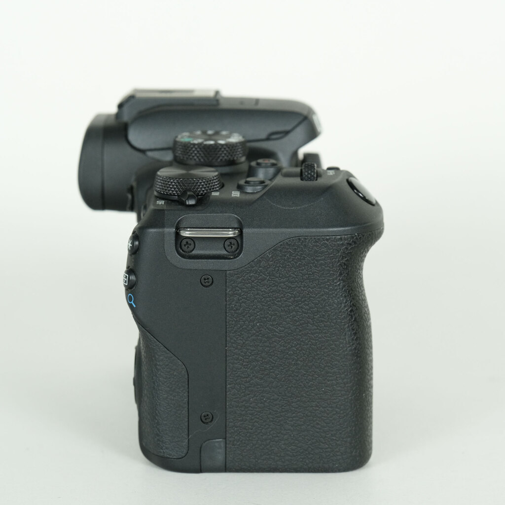Canon EOS R10 Canon EOS R10