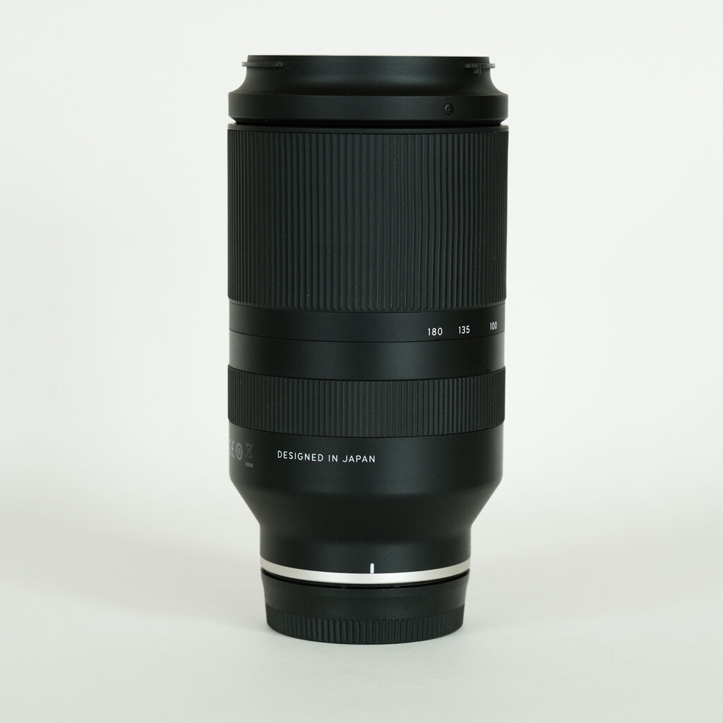 TAMRON 70-180mm F/2.8 Di III VXD (Model A056) [ ソニーE用 ]