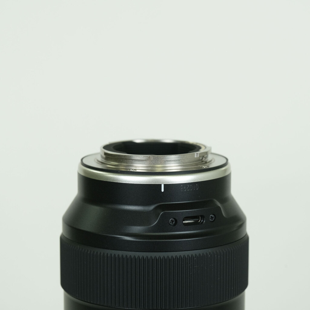 TAMRON 50-300mm F/4.5-6.3 Di III VC VXD (Model A069) [ソニーE用]