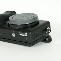 SONY α6400（ILCE-6400）