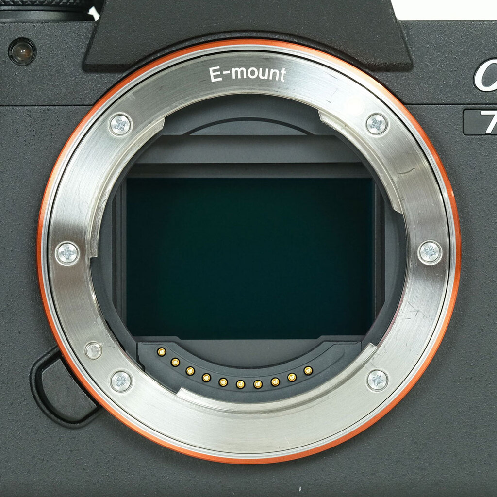 SONY α7RIV ボディ ILCE-7RM4A   【後期モデル 液晶下部にSONYロゴなし】