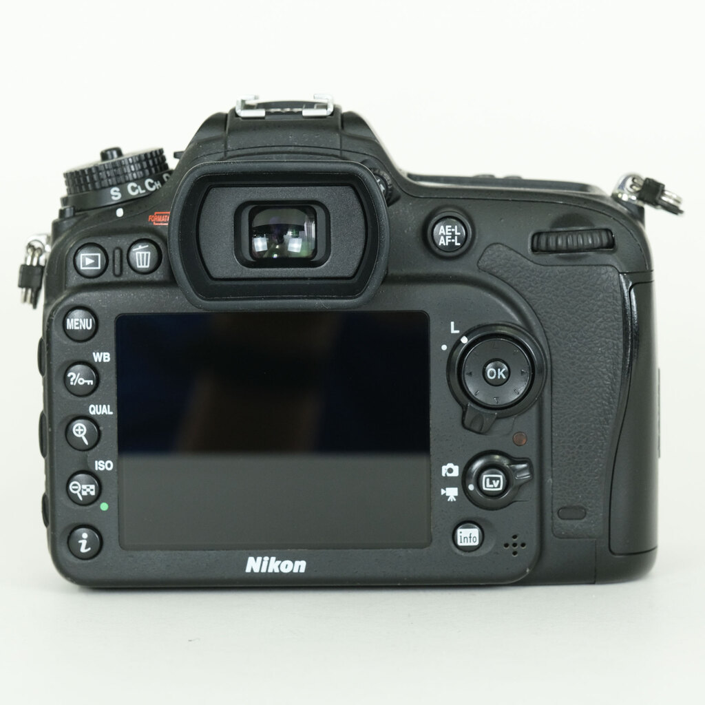 Nikon D7200