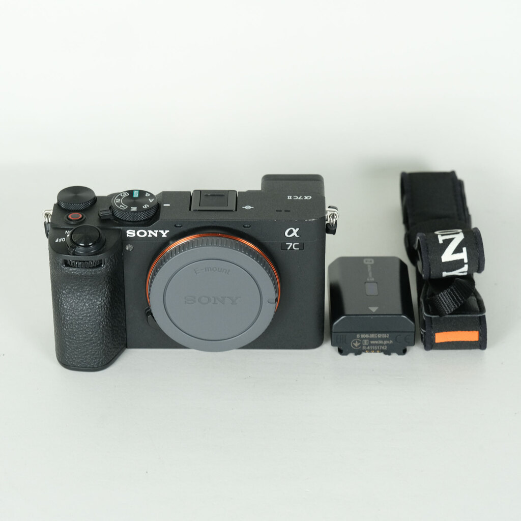 SONY ��7C II�iILCE-7CM2�j [�{�f�B �u���b�N]