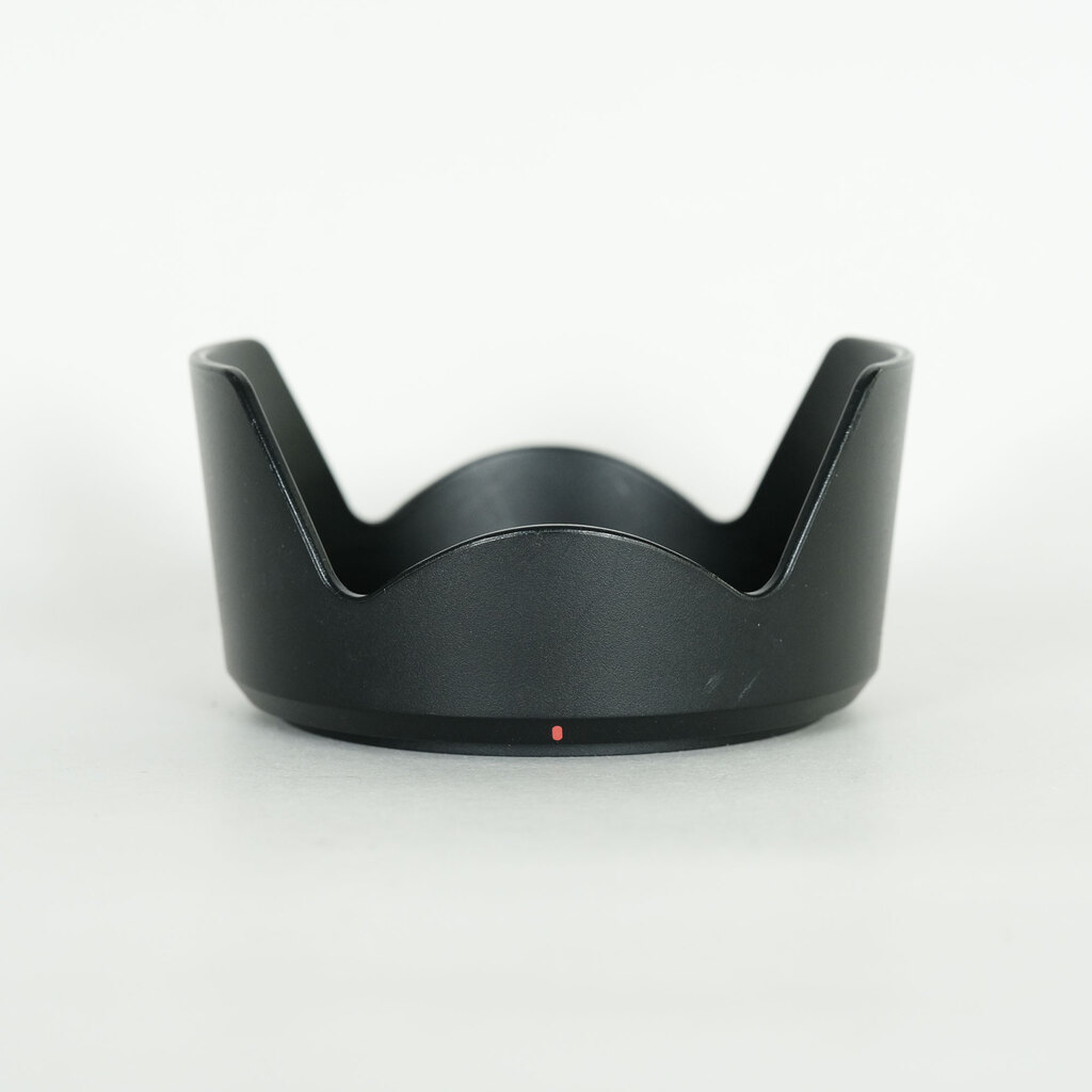 SONY E 18-135mm F3.5-5.6 OSS SEL18135