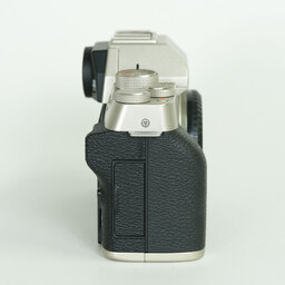 FUJIFILM X-T200 ボディ シャンパンゴールド