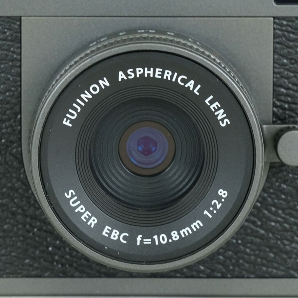 FUJIFILM X half X-HF1