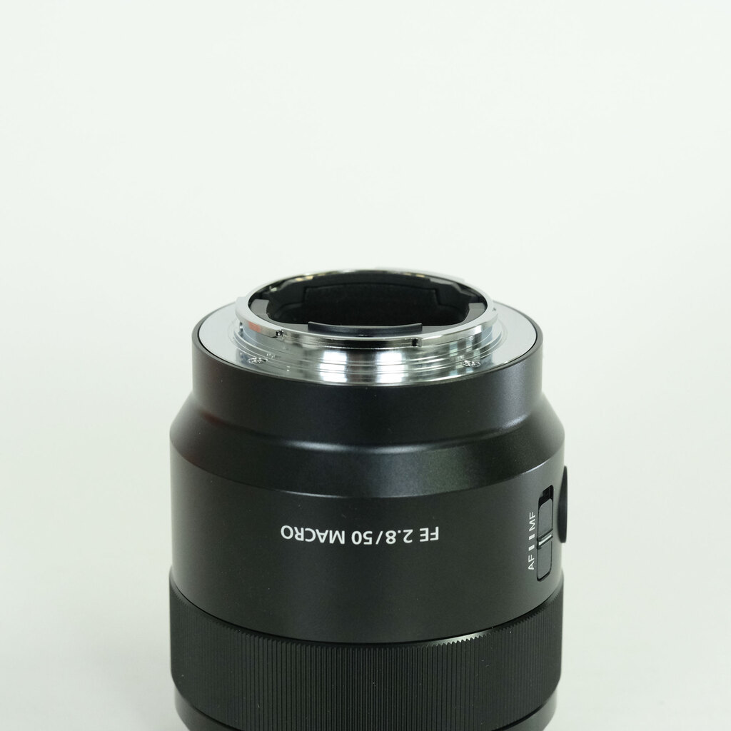 SONY FE 50mm F2.8 Macro SEL50M28