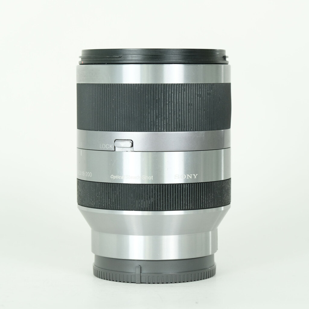 SONY E18-200mm F3.5-6.3 OSS SEL18200