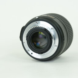Nikon AF-S NIKKOR 35mm f/1.8G ED Nikon AF-S NIKKOR 35mm f/1.8G ED