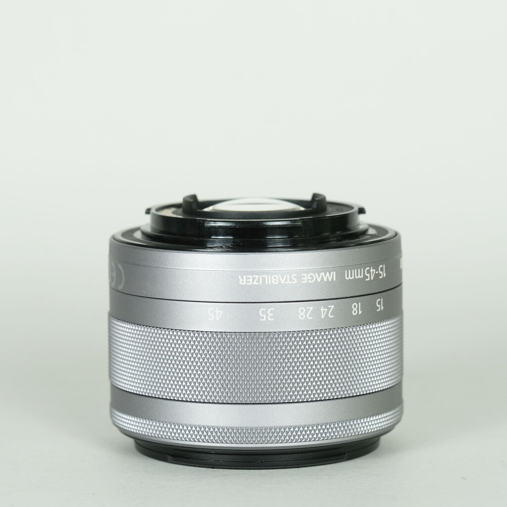 Canon EF-M15-45mm F3.5-6.3 IS STM Canon EF-M15-45mm F3.5-6.3 IS STM