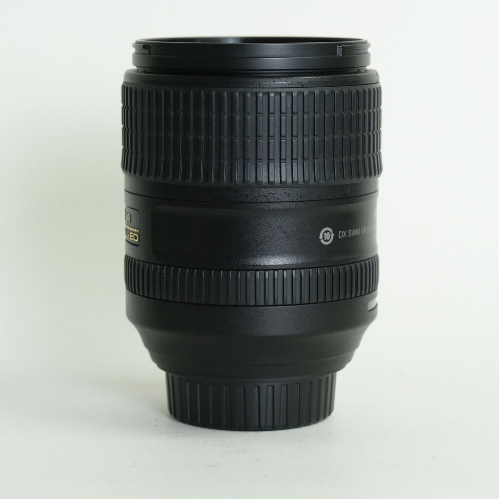 Nikon AF-S DX NIKKOR 18-300mm f/3.5-6.3G ED VR