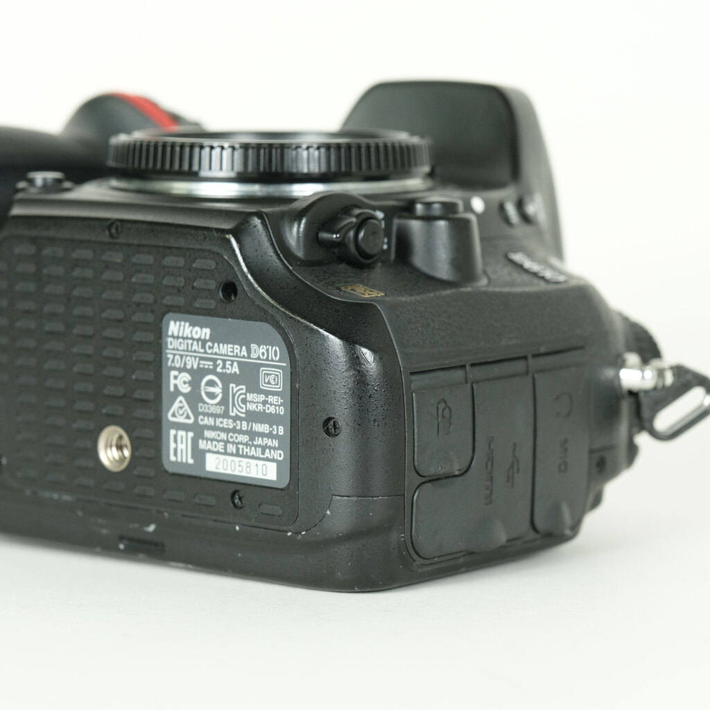 Nikon D610