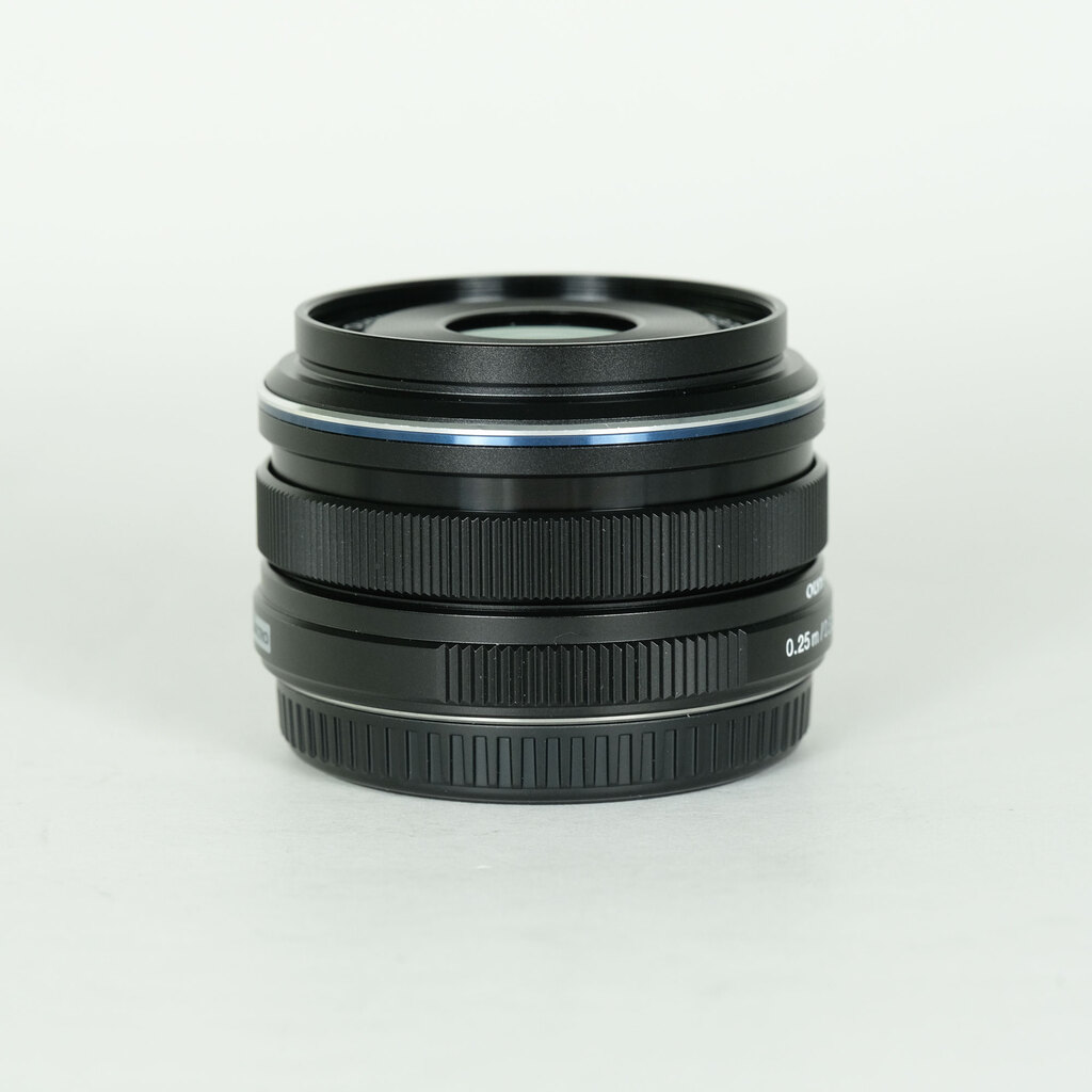 OLYMPUS M.ZUIKO DIGITAL 17mm F1.8 [�u���b�N]
