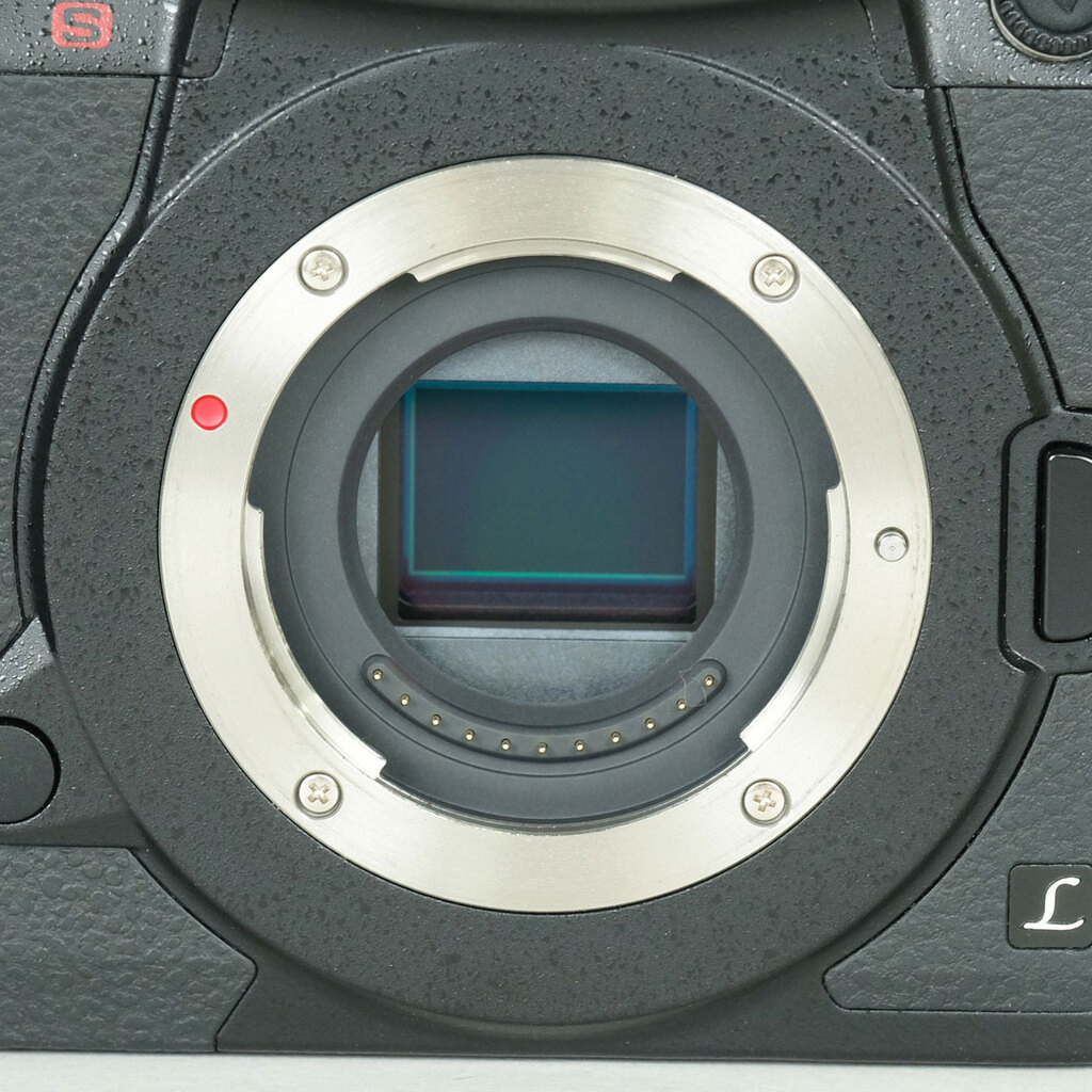 Panasonic LUMIX DC-GH5S Panasonic LUMIX DC-GH5S