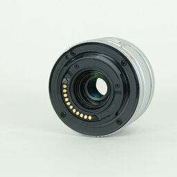 OLYMPUS M.ZUIKO DIGITAL 14-42mm F3.5-5.6IIR シルバー