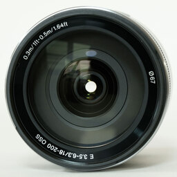 SONY E18-200mm F3.5-6.3 OSS SEL18200
