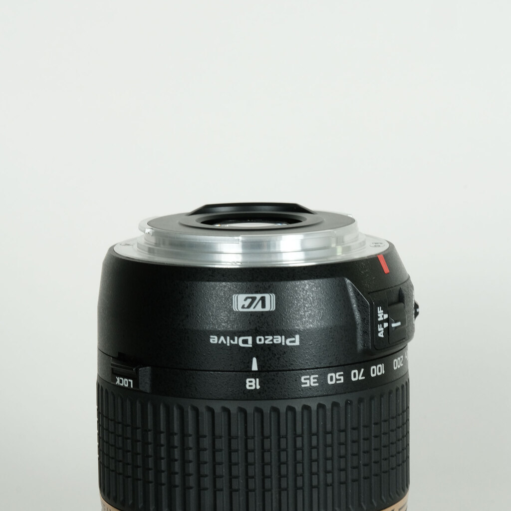 TAMRON 18-270mm F3.5-6.3 DiII VC PZD TS B008TSE（キヤノンEF用）