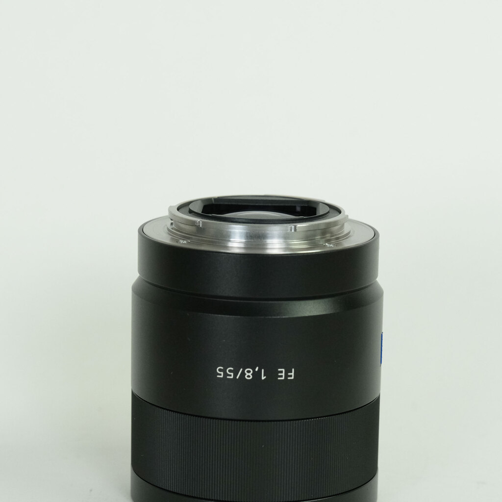 SONY Sonnar T* FE 55mm F1.8 ZA SEL55F18Z SONY Sonnar T* FE 55mm F1.8 ZA SEL55F18Z