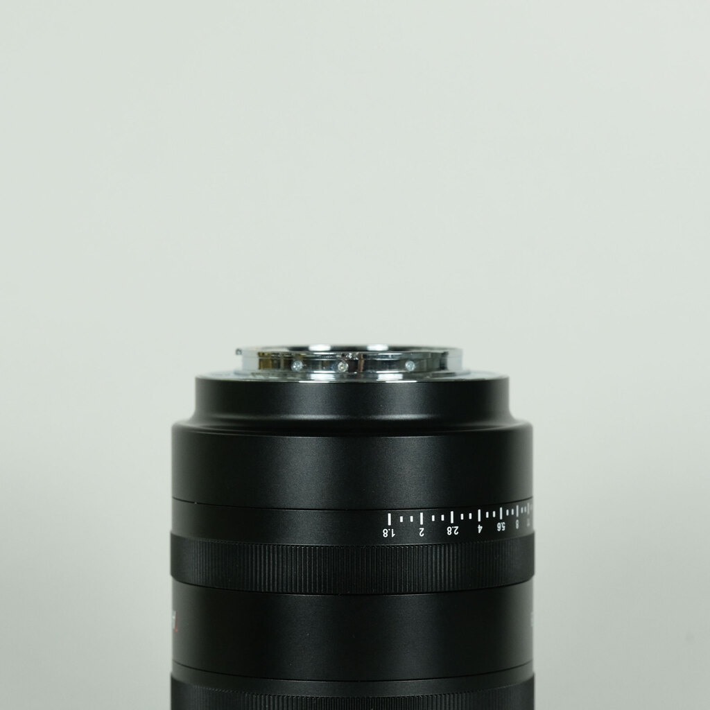 七工匠 7Artisans 5018EB-AF 50mm F1.8 ソニーE用の出品 | ONE SCENE