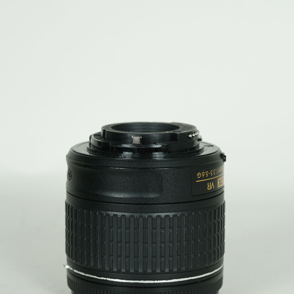 Nikon AF-P DX NIKKOR 18-55mm F3.5-5.6G VR