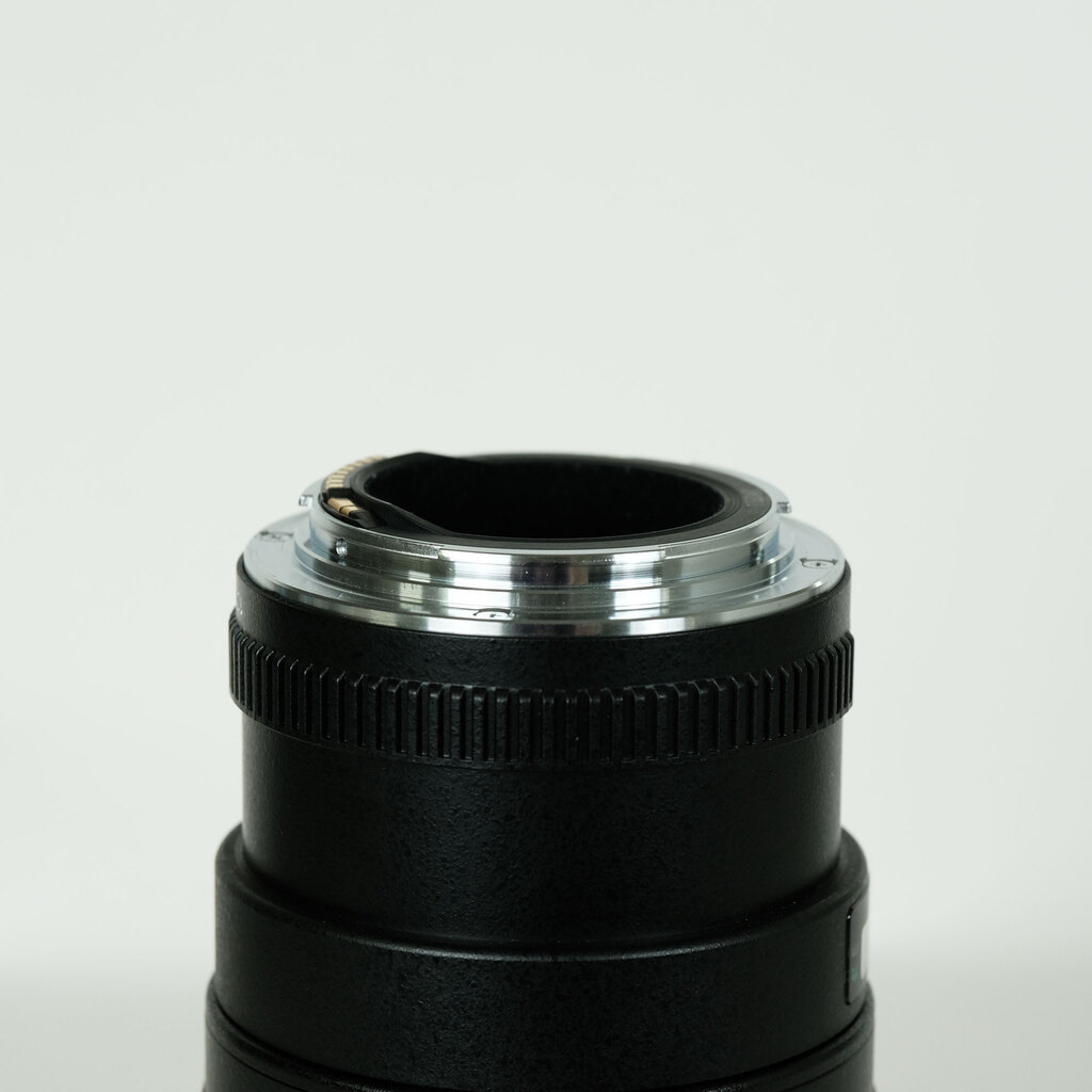 Canon EF200mm F2.8L II USM